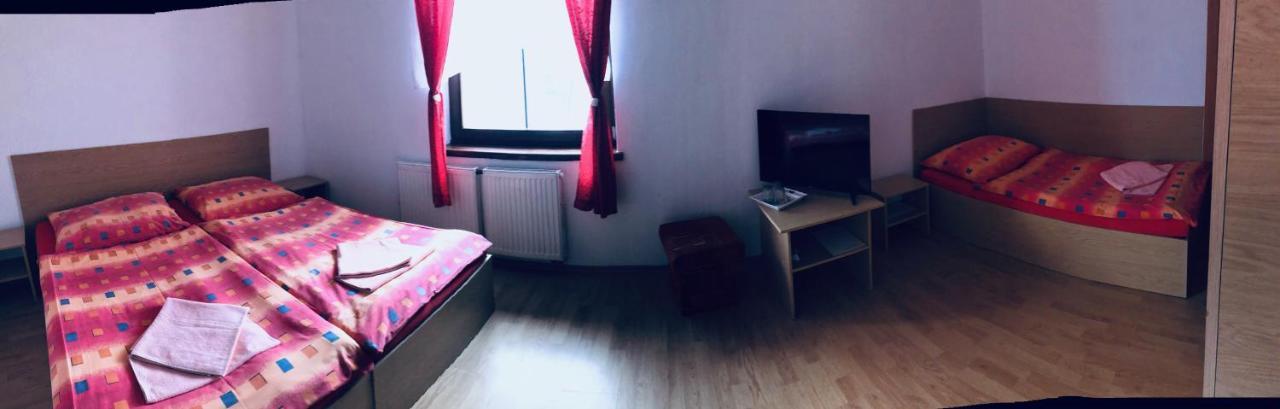 Penzion Pramen Liptovske Sliace Esterno foto