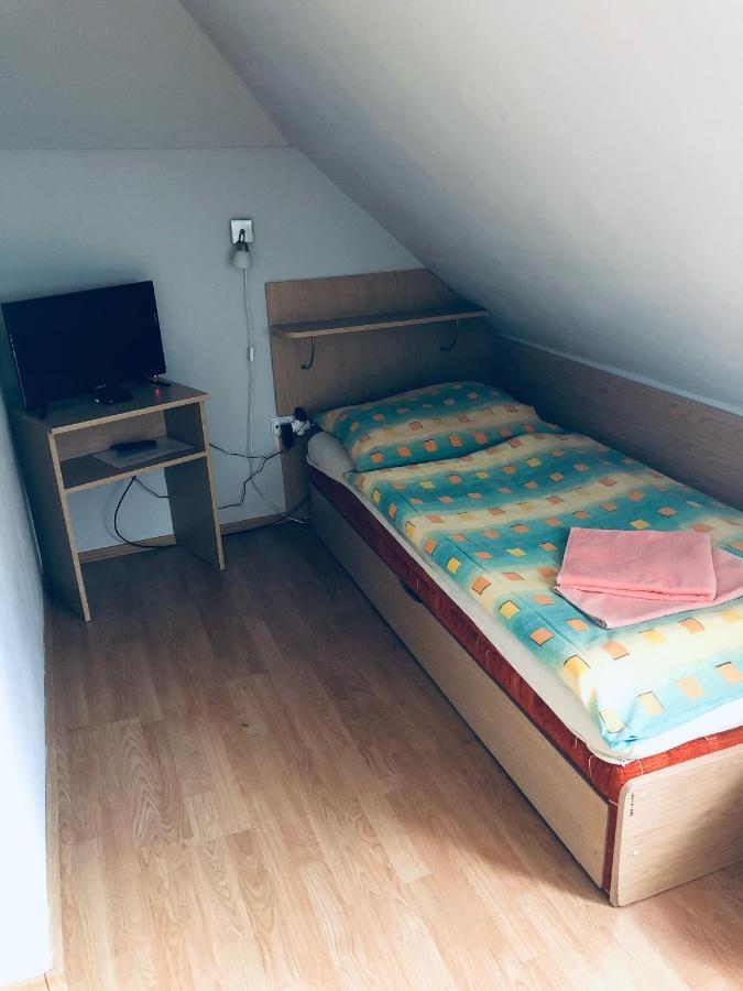 Penzion Pramen Liptovske Sliace Esterno foto