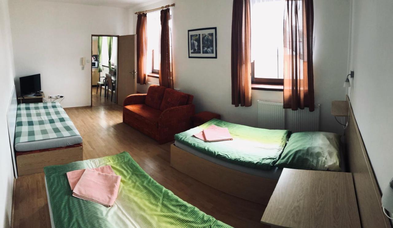 Penzion Pramen Liptovske Sliace Esterno foto